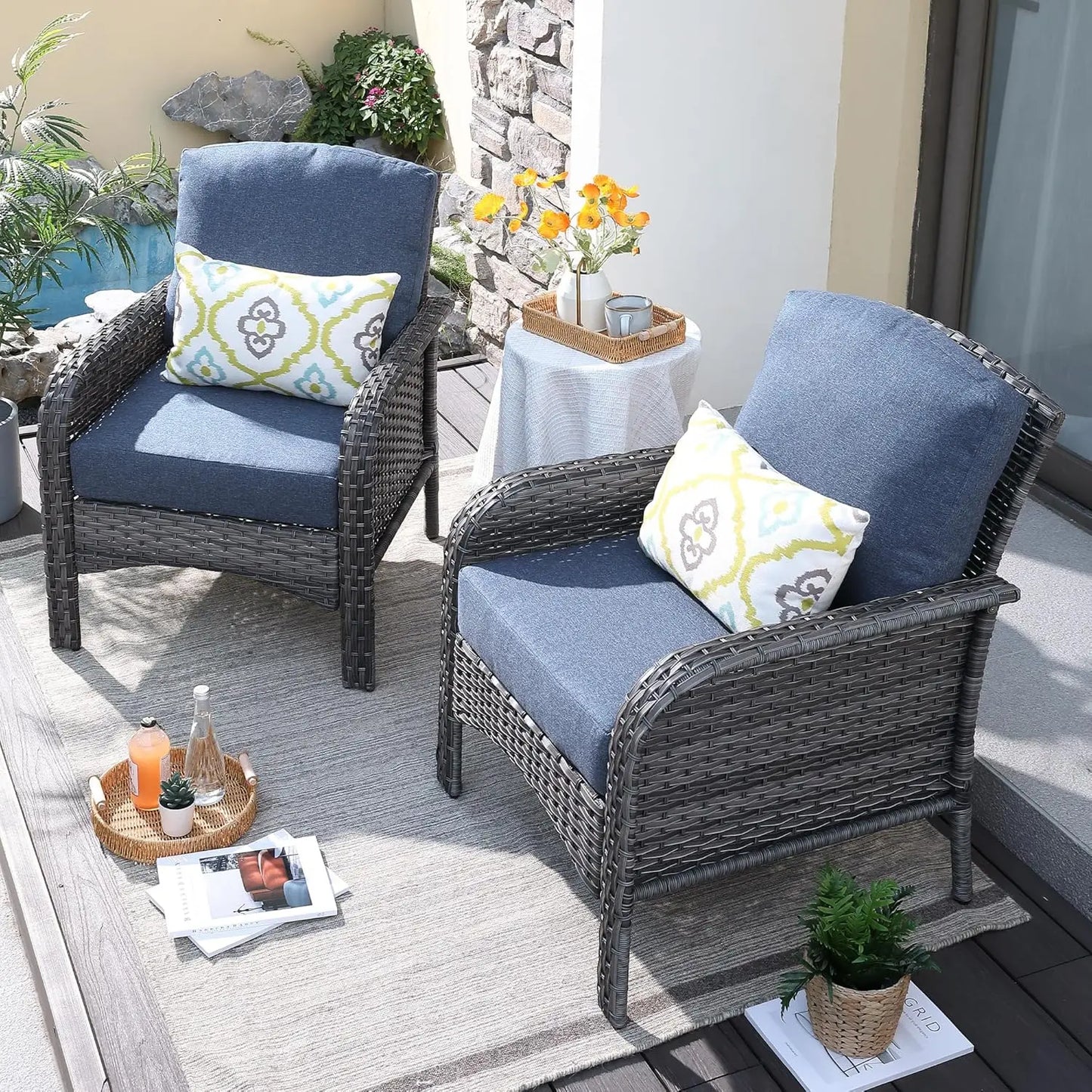 Guangbai Outdoor Wicker Patio Furniture Set With Cushioned Chairs