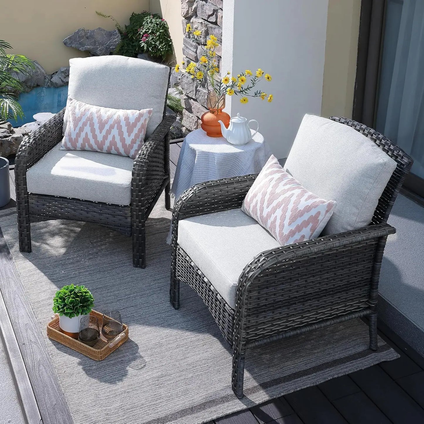 Guangbai Outdoor Wicker Patio Furniture Set With Cushioned Chairs
